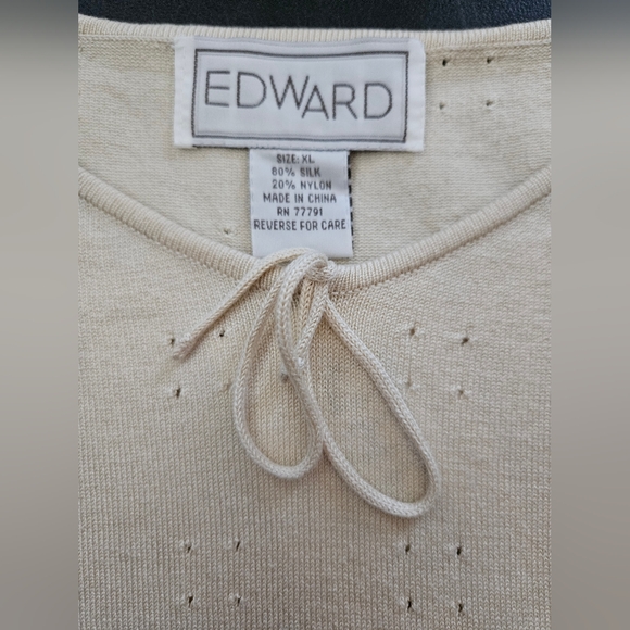 NWT - Edward Silk Blend Cream Knit Jersey - Size XL - Picture 4 of 9